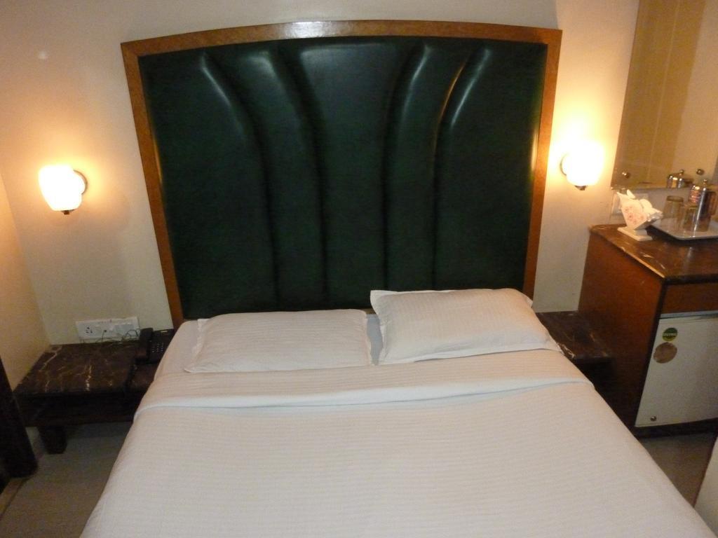 Hotel Park Shilton Mumbai  Buitenkant foto