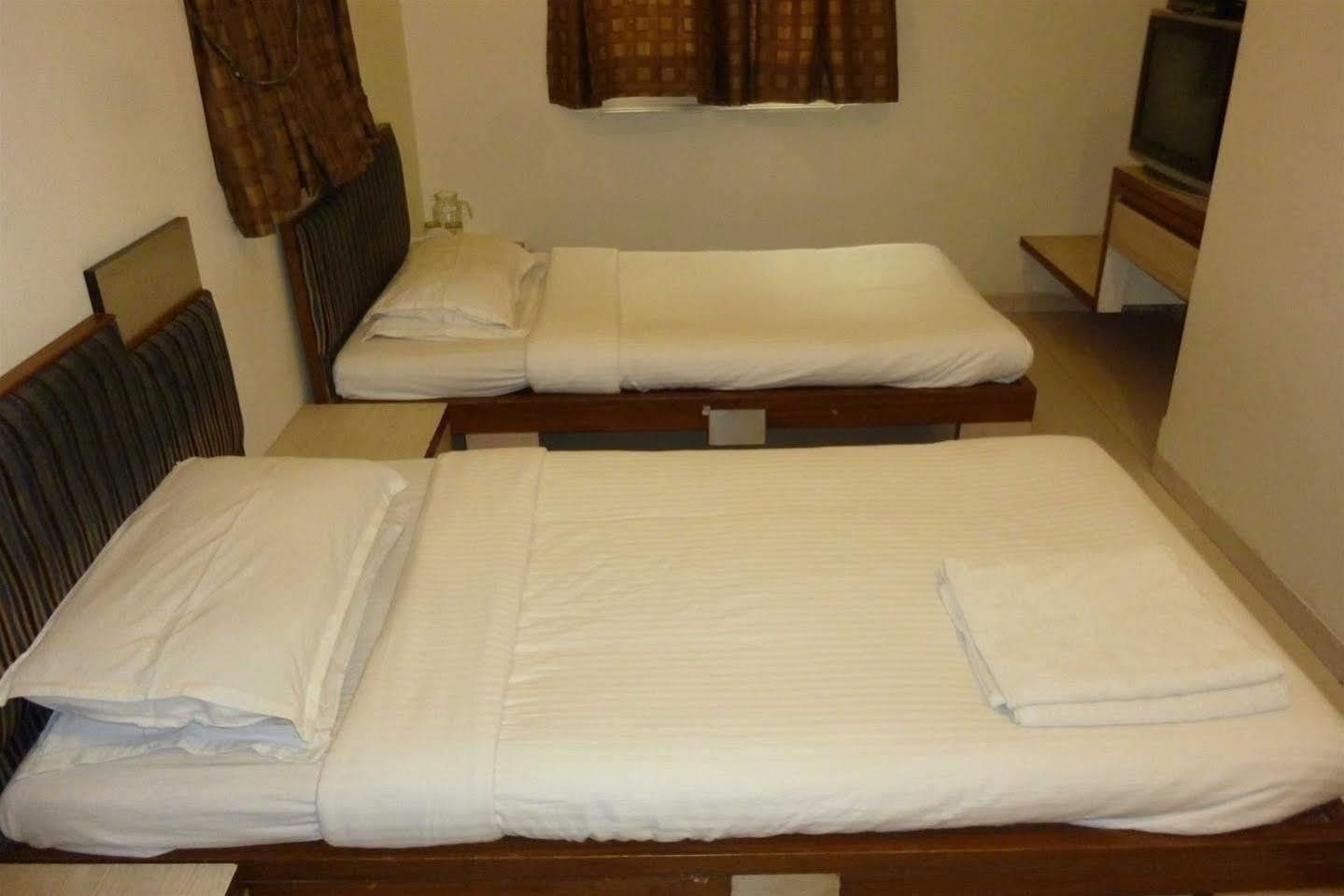 Hotel Park Shilton Mumbai  Buitenkant foto