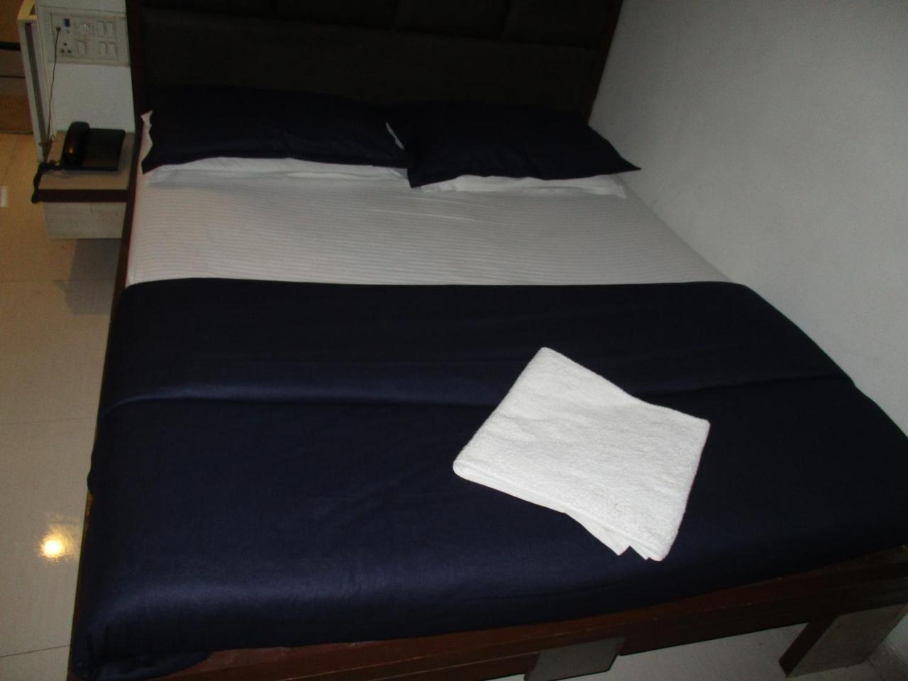 Hotel Park Shilton Mumbai  Buitenkant foto
